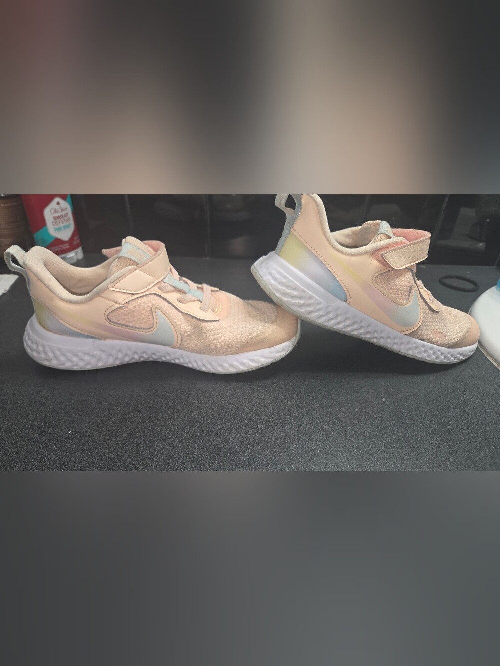 Nike Kids Peach/Light Salmon Running Shoes Size 1Y